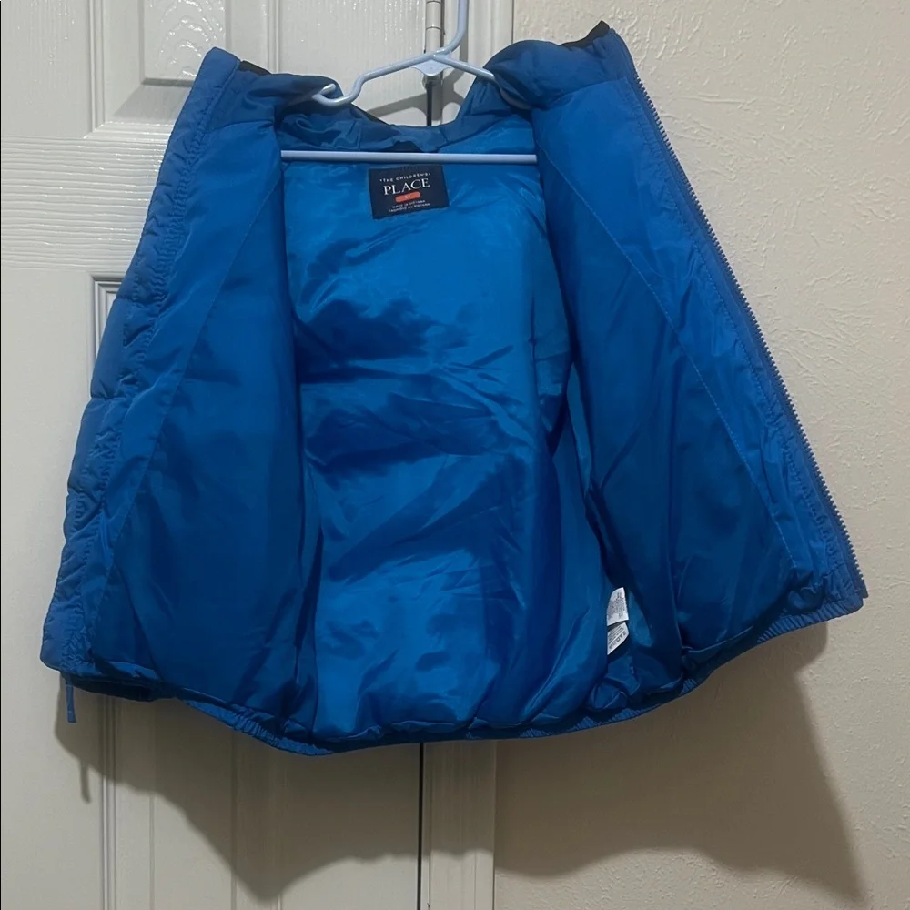 The Children's Place Vibrant Blue Puffer Jacket with hoodie